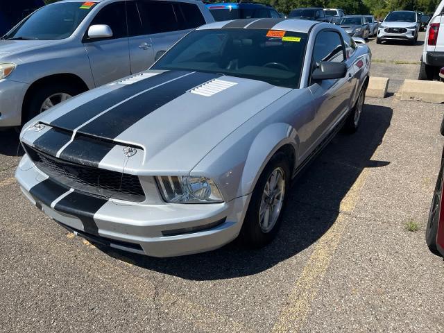 2006 Ford Mustang - $2,780