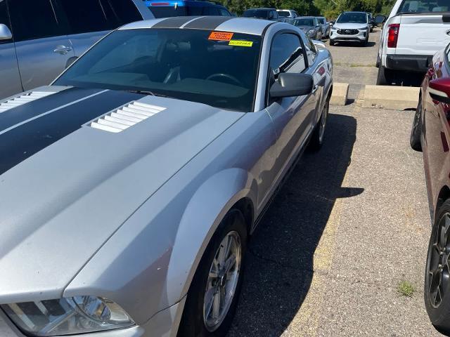 2006 Ford Mustang - $2,780
