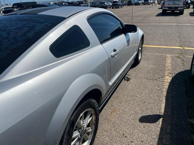 2006 Ford Mustang - $2,780