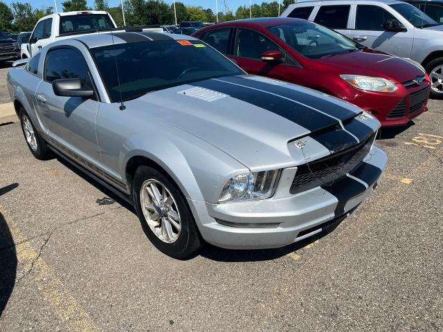 2006 Ford Mustang - $2,780