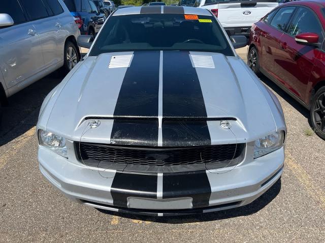 2006 Ford Mustang - $2,780