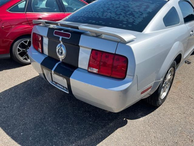 2006 Ford Mustang - $2,780