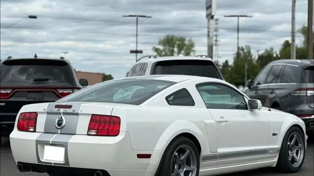 2007 Ford Mustang GT Deluxe