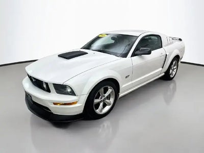 2008 Ford Mustang GT Premium 2DR Fastback
