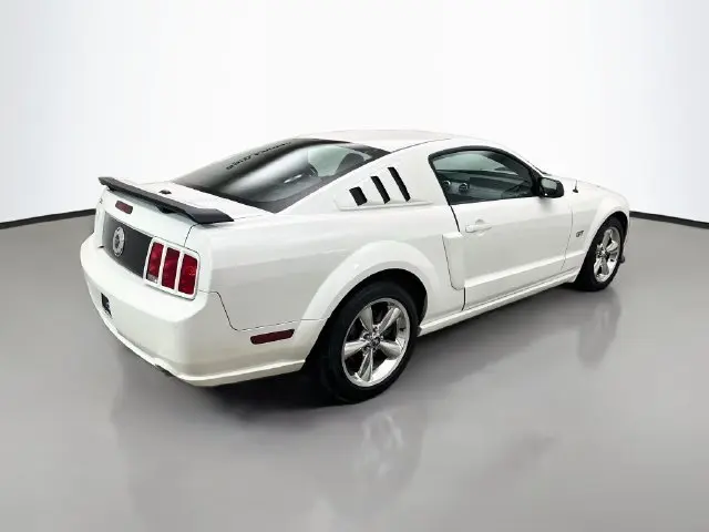 2008 Ford Mustang - $15,402