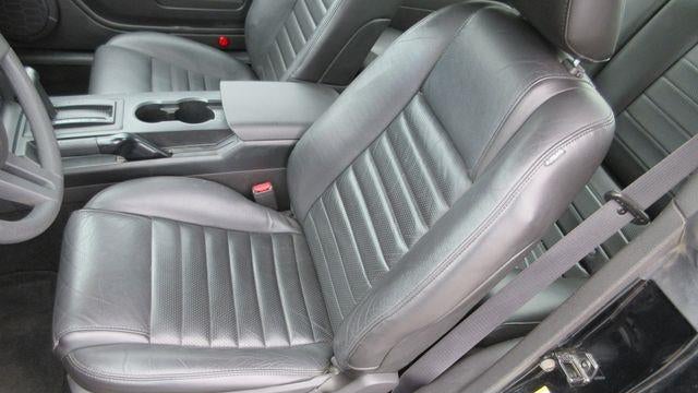 2007 Ford Mustang GT Deluxe