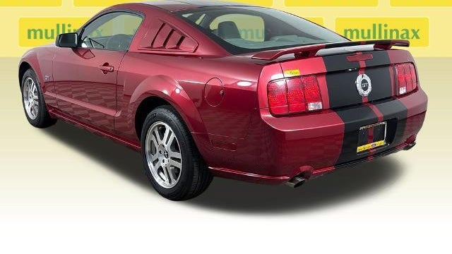 2006 Ford Mustang GT Deluxe