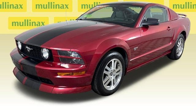2006 Ford Mustang GT Deluxe