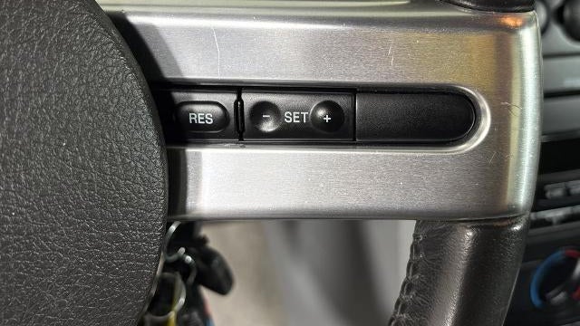 2006 Ford Mustang GT Deluxe