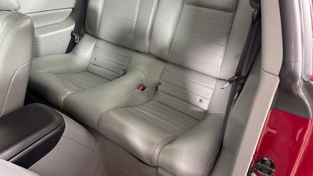 2006 Ford Mustang GT Deluxe