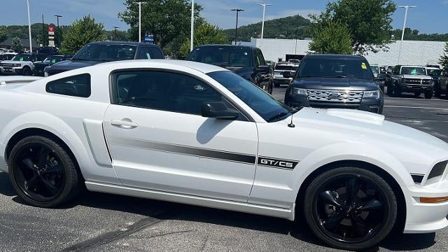 2007 Ford Mustang GT Deluxe