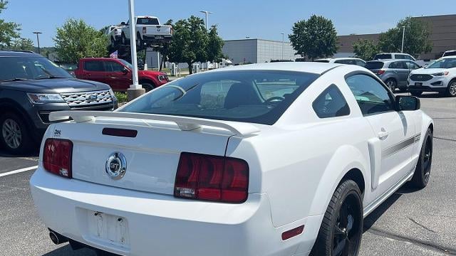 2007 Ford Mustang GT Deluxe