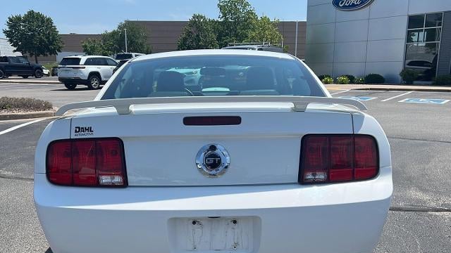 2007 Ford Mustang GT Deluxe