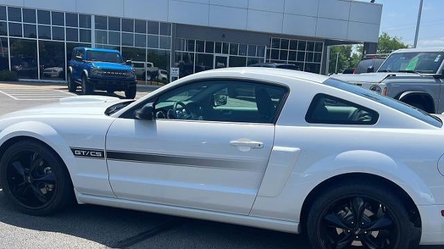2007 Ford Mustang GT Deluxe