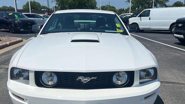 2007 Ford Mustang GT Deluxe