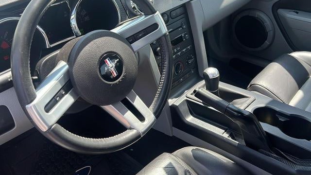 2007 Ford Mustang GT Deluxe