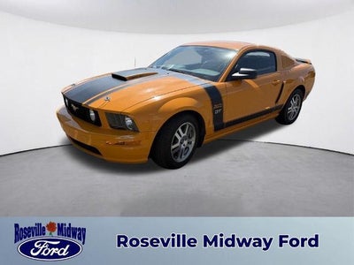 2007 Ford Mustang GT Deluxe 2DR Fastback