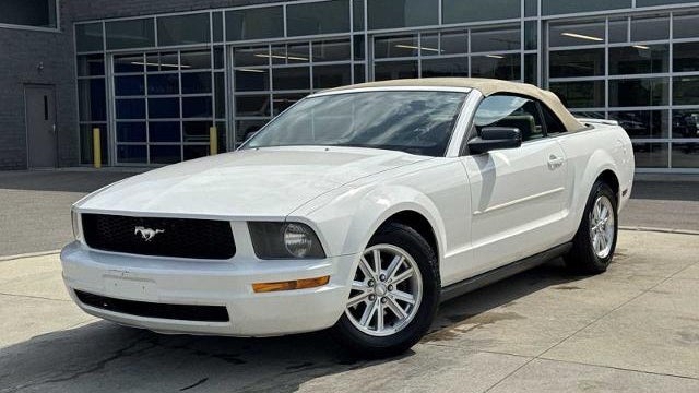 Preowned 2008 Ford Mustang V6 Deluxe for Sale