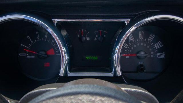 2008 Ford Mustang V6 Deluxe