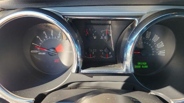 2006 Ford Mustang GT Deluxe