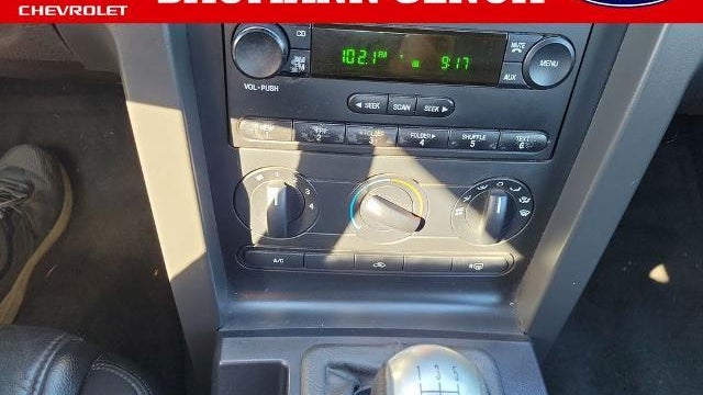 2006 Ford Mustang GT Deluxe