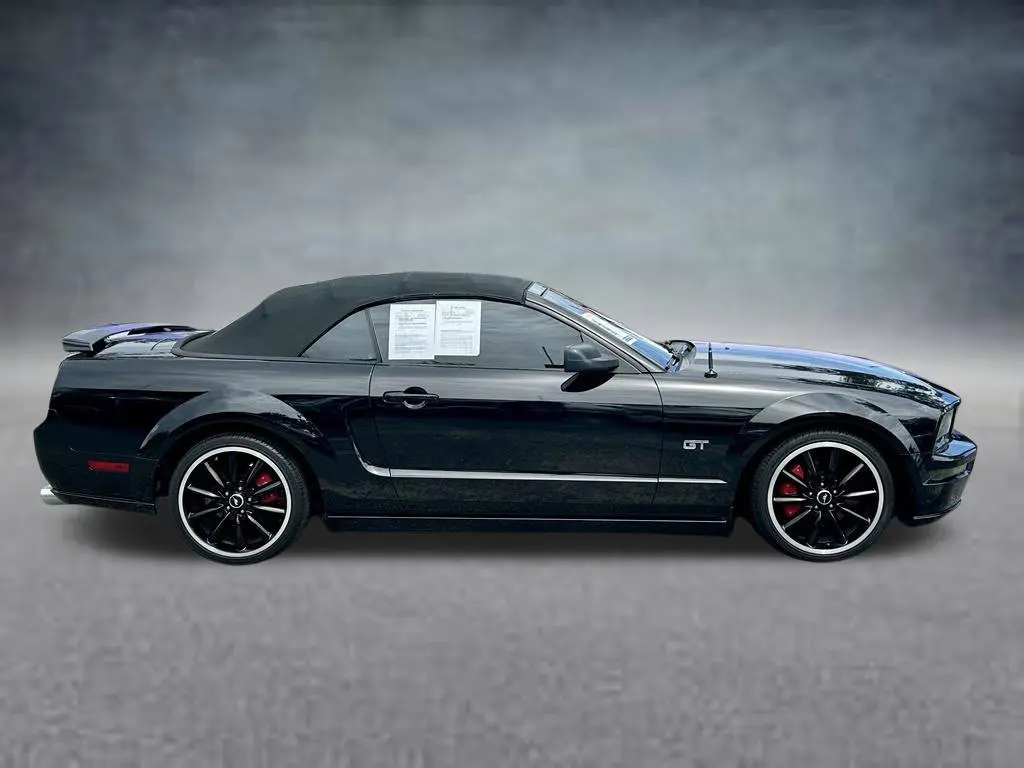 2006 Ford Mustang - $4,449