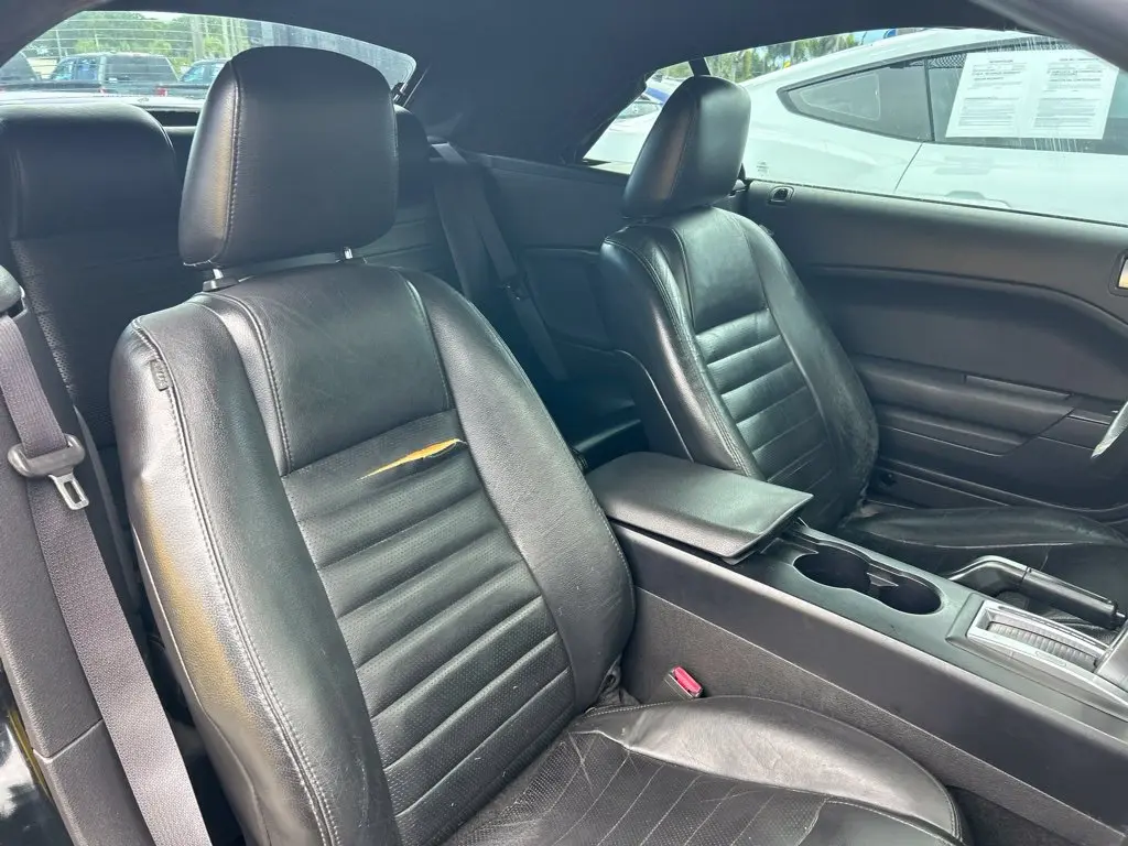 2006 Ford Mustang - $4,449