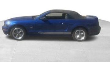 2006 Ford Mustang GT Deluxe