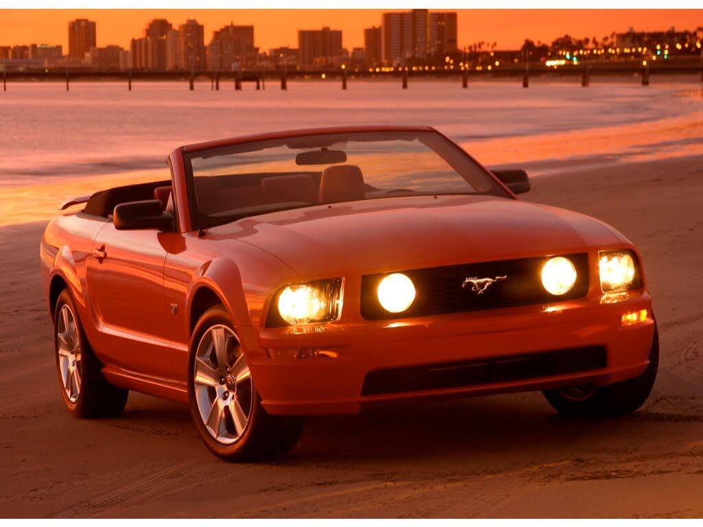 2006 Ford Mustang - $16,990