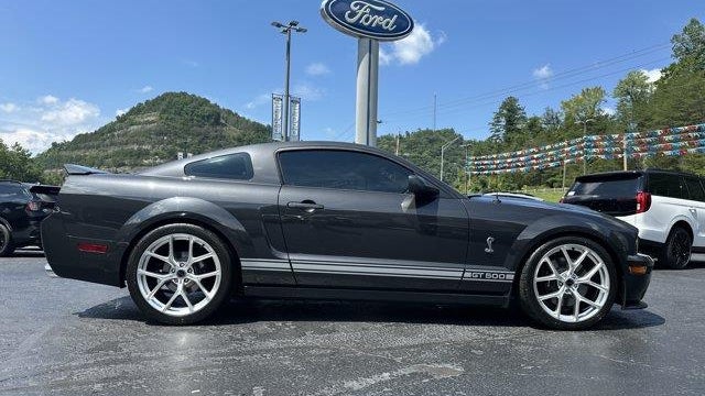 2007 Ford Shelby GT500 Base