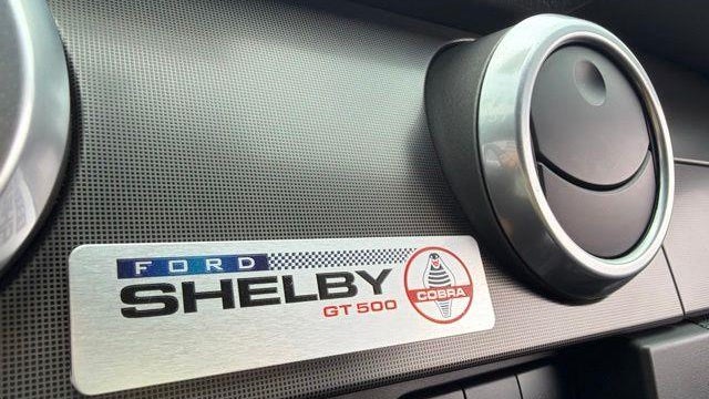 2009 Ford Shelby GT500 Base