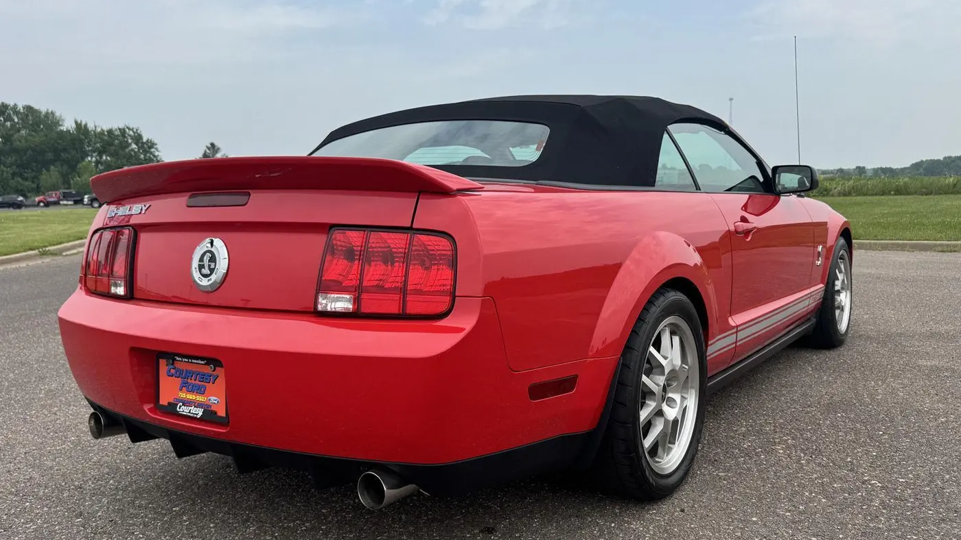 2007 Ford Shelby GT500 Base