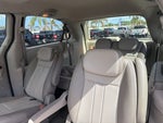 2006 Town and Country Thumbnail 11
