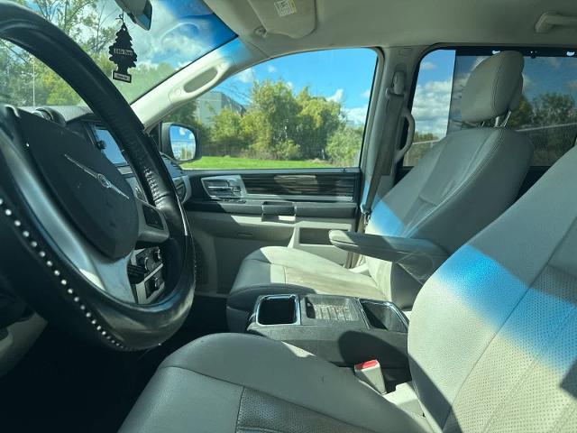 2010 Chrysler Town And Country - $2,180