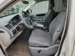 2010 Town and Country Thumbnail 2