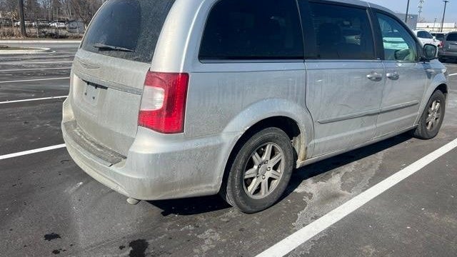 2011 Chrysler Town and Country Touring