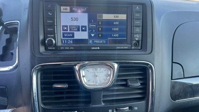 2011 Chrysler Town and Country Touring