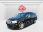 2010 Town and Country Thumbnail 10