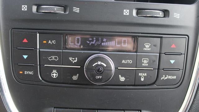 2011 Chrysler Town and Country Limited