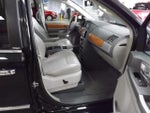 2010 Town and Country Thumbnail 8