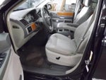 2010 Town and Country Thumbnail 12