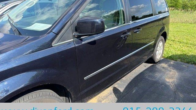 2010 Chrysler Town and Country Touring Plus