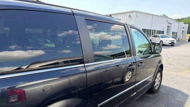 2010 Chrysler Town and Country Touring Plus