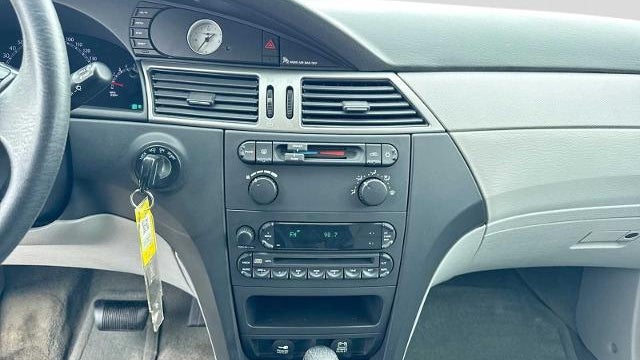 2007 Chrysler Pacifica Base