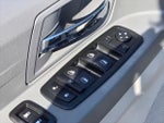 2009 Town and Country Thumbnail 26