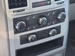 2009 Town and Country Thumbnail 31