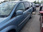 2009 Town and Country Thumbnail 6