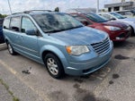 2009 Town and Country Thumbnail 18