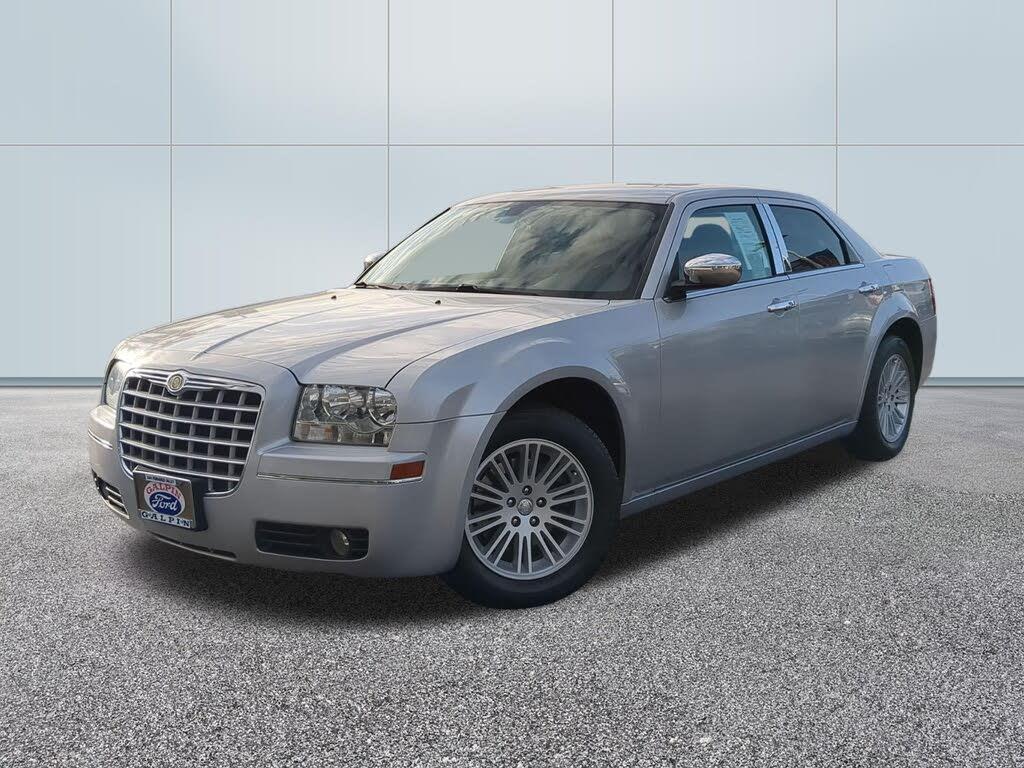2010 Chrysler 300 - $8,995