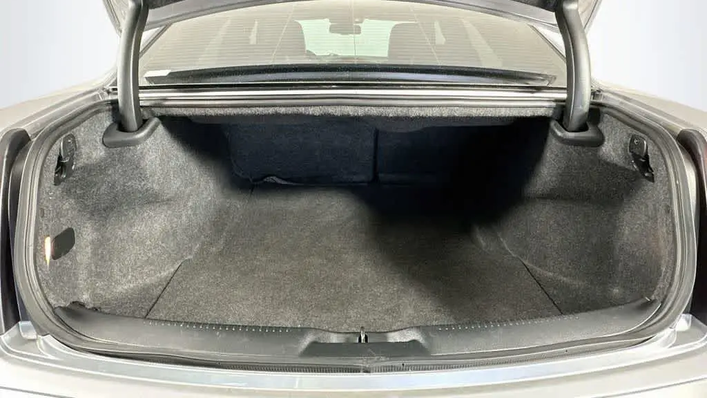2015 Chrysler 300 Limited